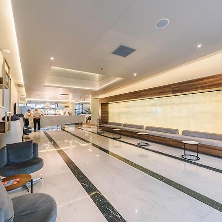 Grand City Real Estate Lägenhet Batumi Exteriör bild