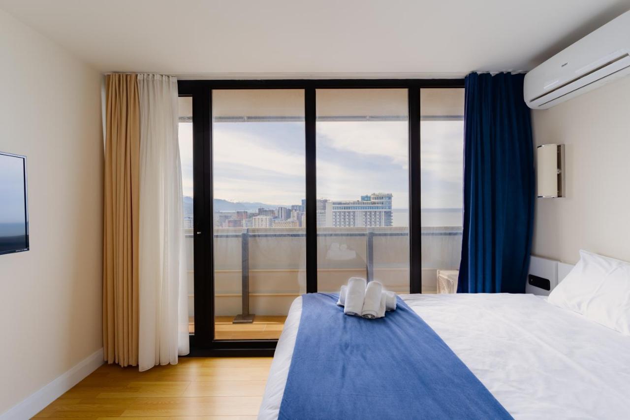 Grand City Real Estate Lägenhet Batumi Exteriör bild