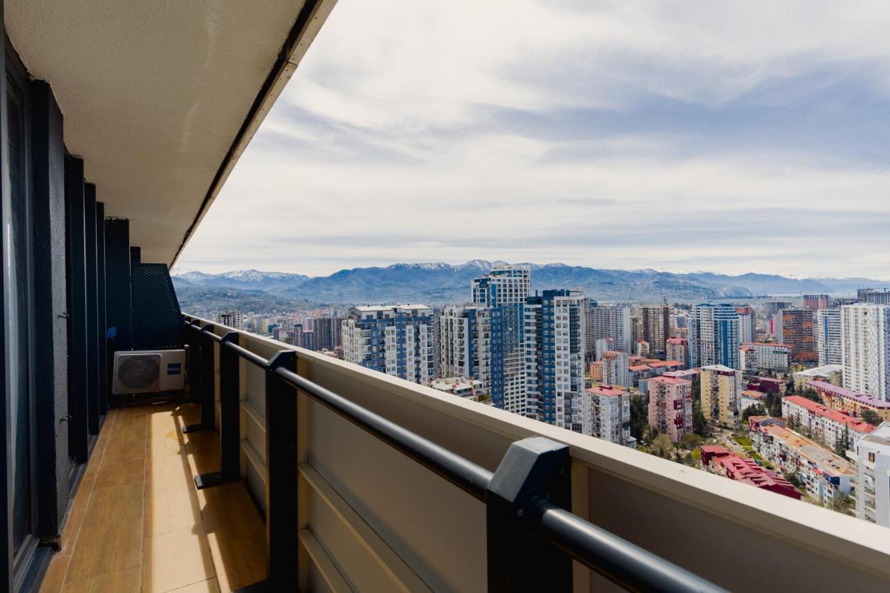 Grand City Real Estate Lägenhet Batumi Exteriör bild