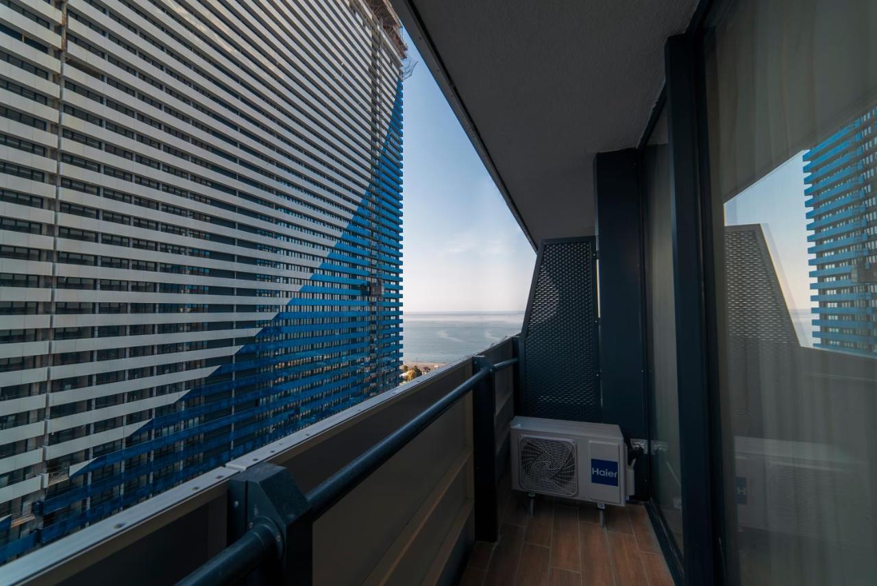 Grand City Real Estate Lägenhet Batumi Exteriör bild
