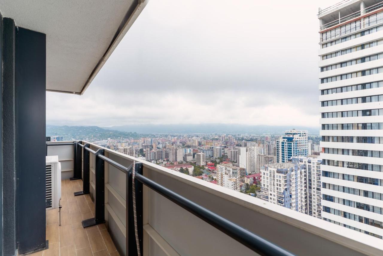 Grand City Real Estate Lägenhet Batumi Exteriör bild