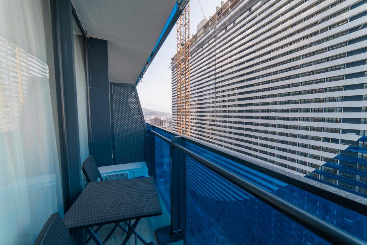 Grand City Real Estate Lägenhet Batumi Exteriör bild