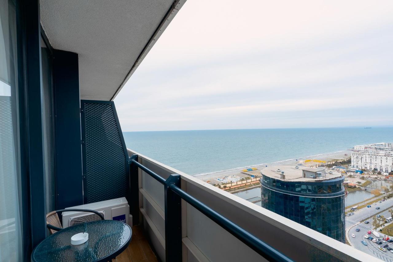 Grand City Real Estate Lägenhet Batumi Exteriör bild