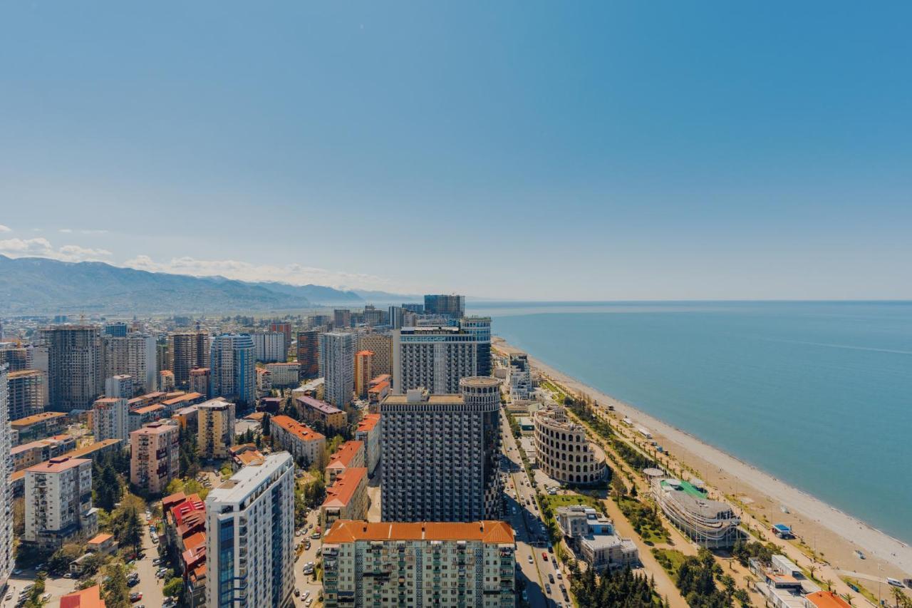 Grand City Real Estate Lägenhet Batumi Exteriör bild