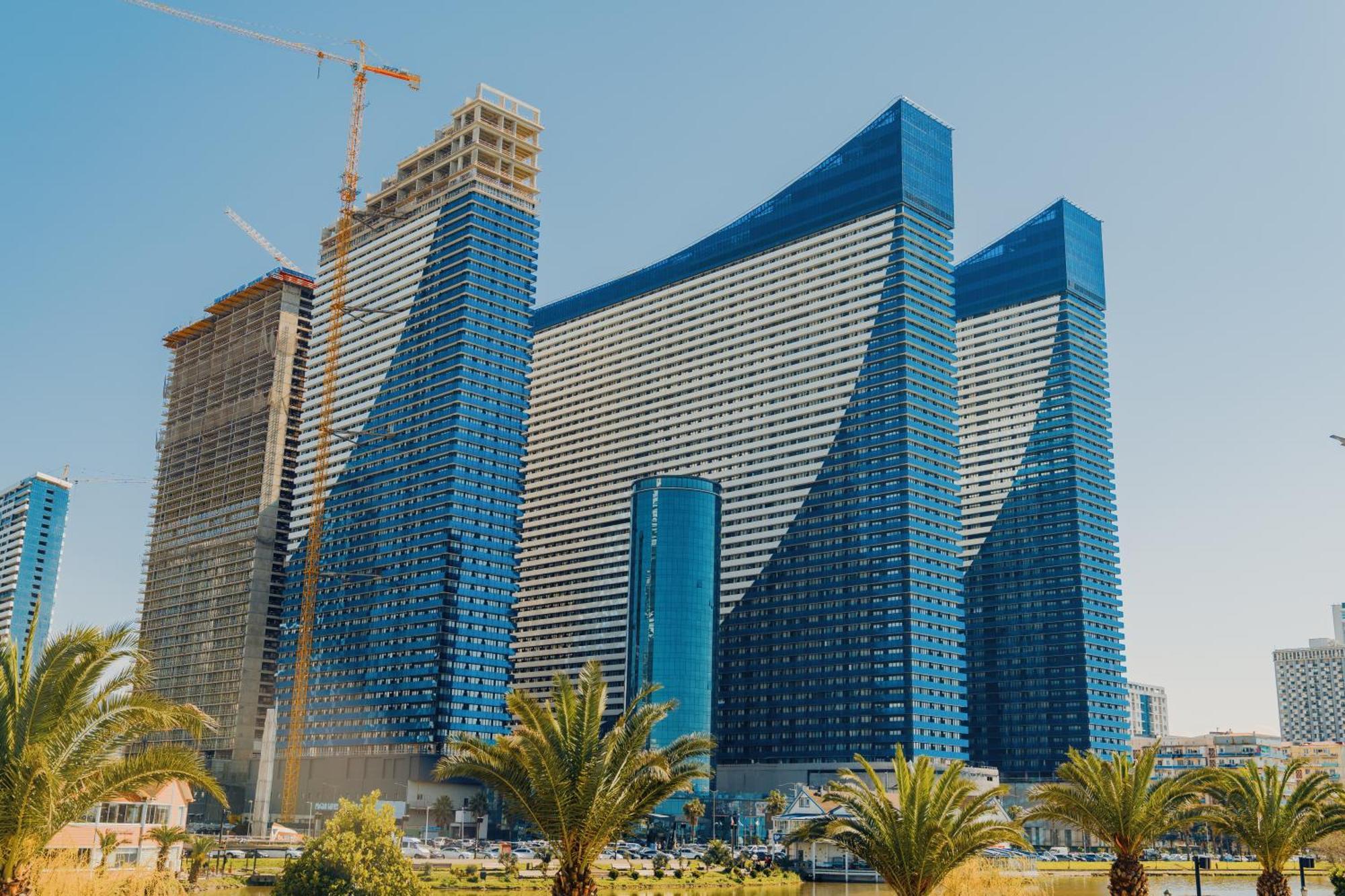 Grand City Real Estate Lägenhet Batumi Exteriör bild
